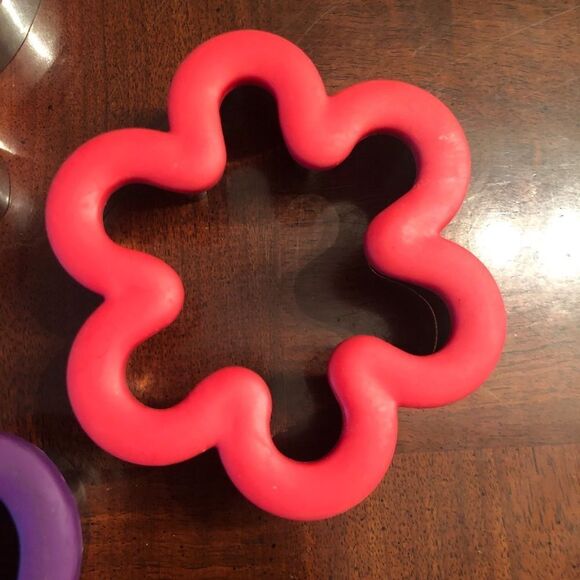 Wilton Comfort Grip Cookie Cutters Set of 3 Bunny - Picture 5 of 7